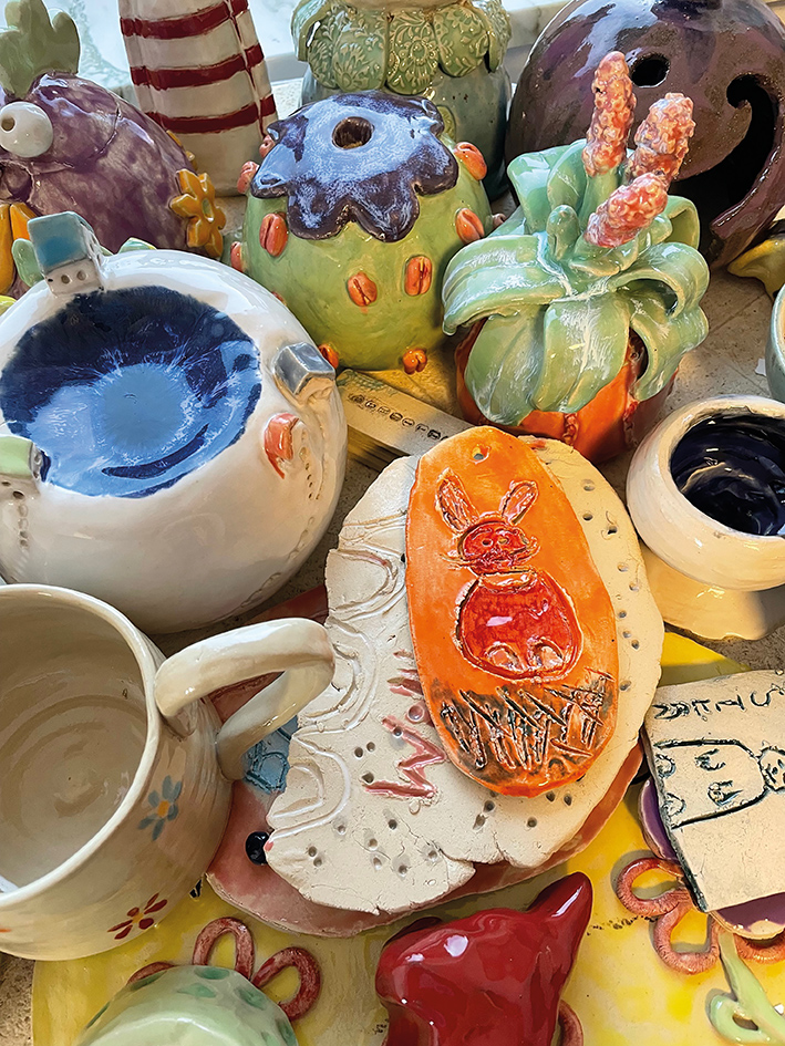 Mehr über den Artikel erfahren 32.1 – Freies Gestalten mit Ton und Drehen auf der Töpferscheibe  (Kurs 32.1 im Programmheft 2025/26)